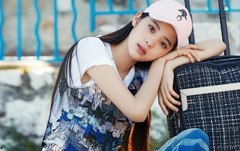 娱乐吃瓜君塑料姐妹花